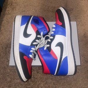 Nike Air Jordan 1